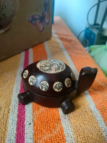 Vintage Hand-Carved Wooden Turtle Compass / Feng Shui Collectible