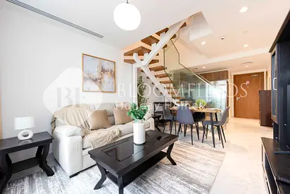 Luxury 2BR Duplex with Jacuzzi in Oasis Masdar | Modern Community Living