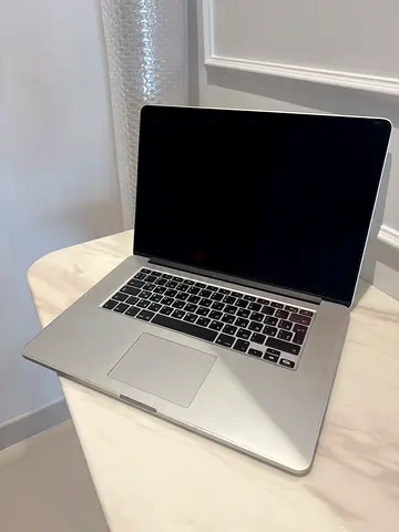 Used 15-inch MacBook Pro (Silver) - Decent Condition