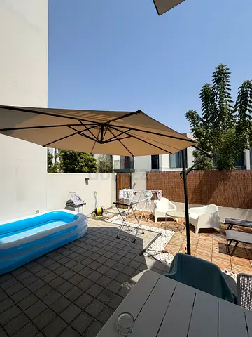 Patio Offset Umbrella