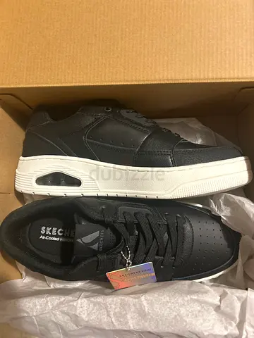 Skechers original sneakers, new in box, 41 EU