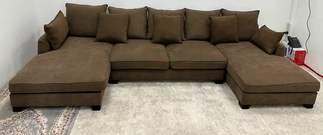 Looks great condition the one brand Ushape sofa