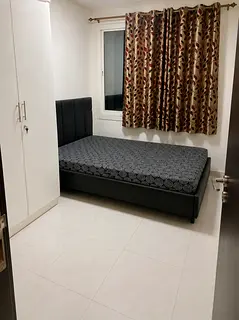 Spacious room available in karama near karama bus station