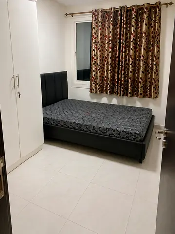 Spacious room available in karama near karama bus station
