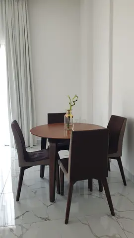 Dining set - home center (yable + 4 chairs)