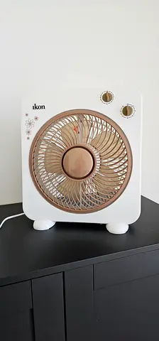 IKON TABLE FAN