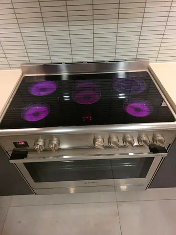 Premium Quality BOSCH Series 8 Model 5 Rings Full Electric Ceramic Cooker Range Size 90cm