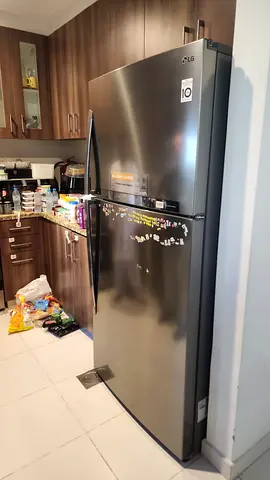 LG Double Door Refrigerator – Excellent Condition
