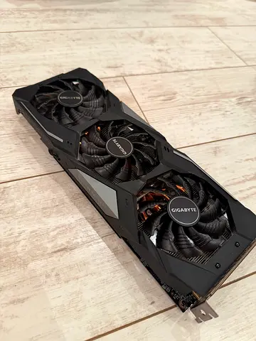 Gigabyte 2060 super Triple-Fan Graphics Card (used) - Good Working Condition