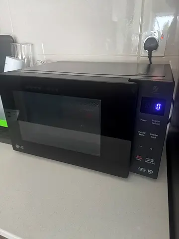 LG Countertop Microwave - Good Working Condition