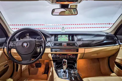 2015 BMW 5-SERIES 缩略图 9