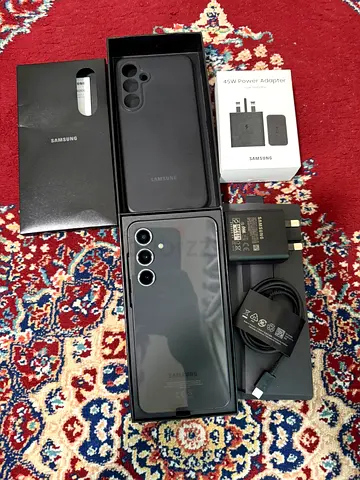 Samsung S24Fe 256Gb TDRA