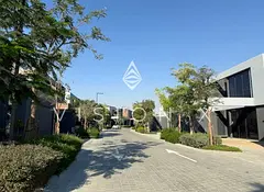 Spacious Villa | Quiet Location | Great Nearby Amenities