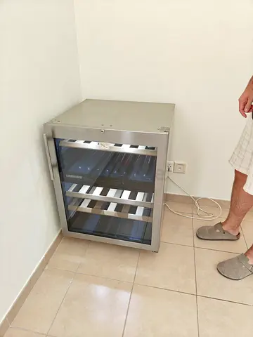 Liebherr Stainless Steel Wine Cooler / Beverage Fridge - Compact
