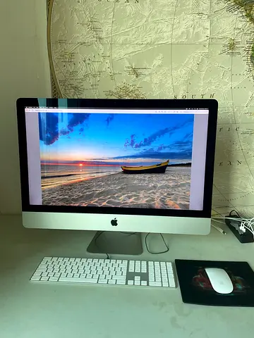 Apple iMac 27-inch Retina (5K) - 3.0GHz 6-Core i5, 24GB RAM, 1TB (2019 model) Immaculate.
