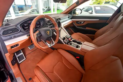 2022 Lamborghini URUS 缩略图 9