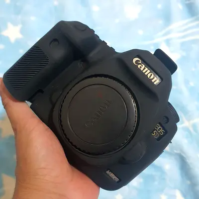 Canon EOS 5D Mark III body (used) - good condition