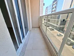 Spacious 2bhk with balcony and parking near dubai exit