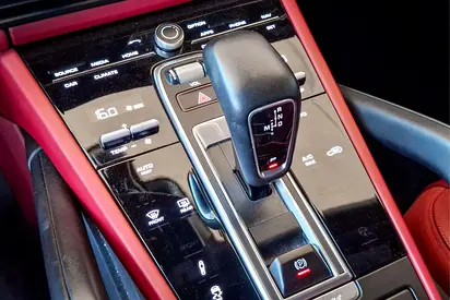 2020 Porsche CAYENNE thumbnail 15