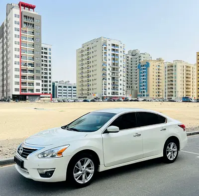 Nissan Altima 2015 SV GCC Specs - Excellent Condition