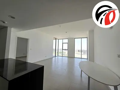 Spacious Apartment ! With Store Room ! Ready to Move ! With All Aminities