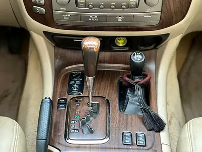 2003 Lexus LX-SERIES photo 13