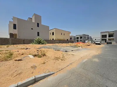 للبيع أرض سكنية تجارية في المويهات 3 – عجمان