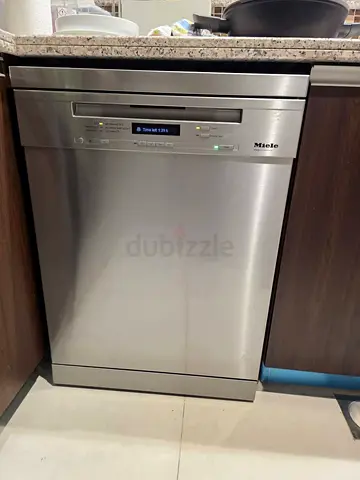Miele Stainless Steel dishwasher - perfect Working Condition, free delivery installation also