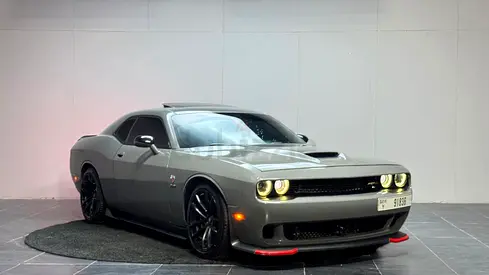 2017 Dodge Challenger SRT - Canadian Specs - Pristine Condition