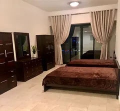 Big Beautiful Room For One Girl ( preferably Europe or Russian) 4000 AED