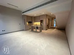 READY TO MOVE | UNFURNISHED | MODERN FAMILY LIVING