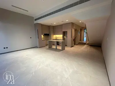 READY TO MOVE | UNFURNISHED | MODERN FAMILY LIVING