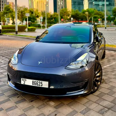 Tesla Model 3 PERFORMANCE 2023 | Low Mileage | GCC | Under Tesla Warranty | NO ACCIDENTS