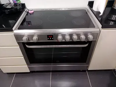 Hoover electric stove 90cm