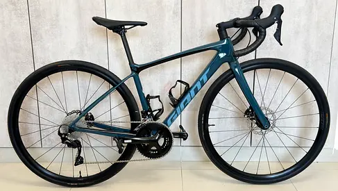 Giant Defy Advanced 2 Carbon Road Bike - XS Size