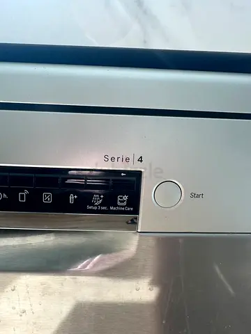 Moving Sale! Bosch Serie 4 Built-in Dishwasher - excellent condition