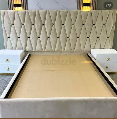 Queen/King Size Upholstered Bed Frame with Padded Headboard