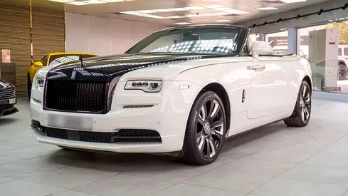 2017 ROLLS-ROYCE DAWN 照片 3