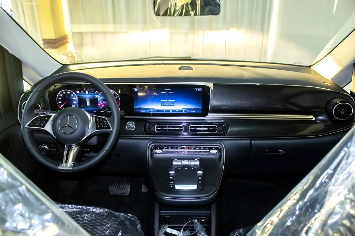 Mercedes-Benz V-Class 2026