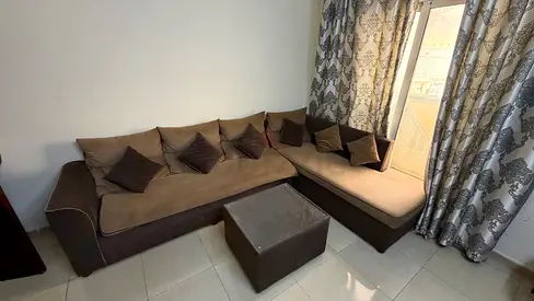 2025 L-Shaped 6 seater sofa with 6 cushions and glass table for sale