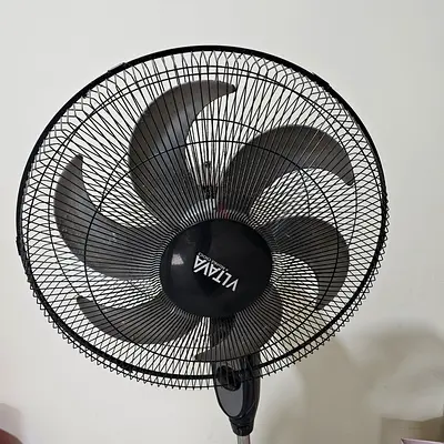 Fan standing