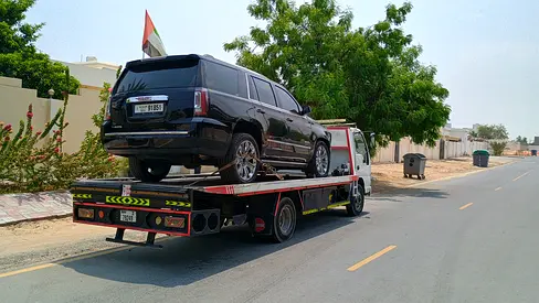 Car towing service
