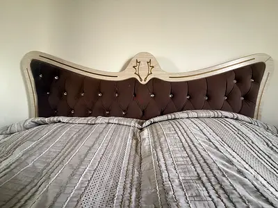 Bedroom set for sale
