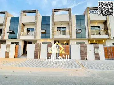 تاون هاوس فاخر للبيع في عجمان | السعر شامل رسوم التسجيل والتملك | تملك حر لجميع الجنسيات وبأفضل الأسعار.