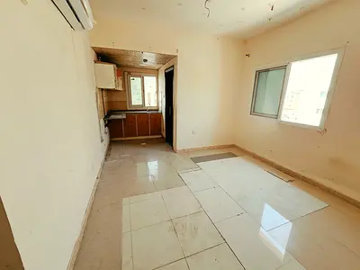 Limited Offer Luxury Studio Flat Seprate Kitchen In Muwaileh