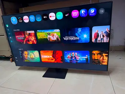 Samsung Q70C 55-inch 4K QLED smart TV that bridges the gap between premium viewing and gaming. It fe
