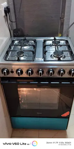 Midea Gas Range with Oven
