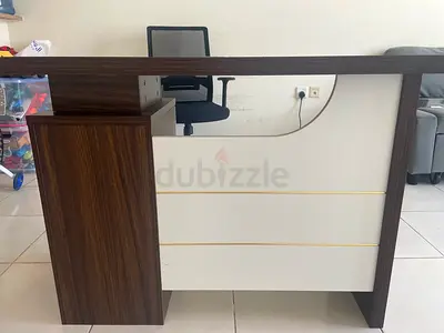 OFFICE DESK WITH 3 DRAWER! MOVING OUT! MUST GO