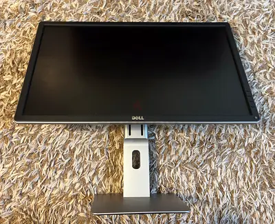 Dell P2414Hb (2016) Monitor with Lines