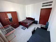 Ready to Move Room for rent in hamdan